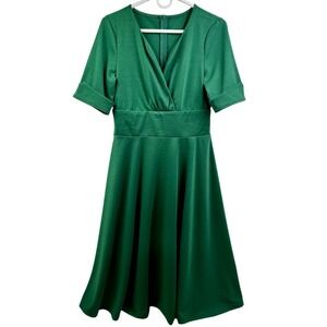 Retro Stage Dress Medium Vintage-Inspired Empire Waist V-Neck Emerald Green Midi